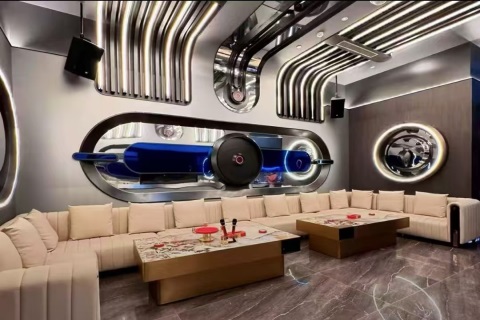 铜陵KTV招聘礼仪,暖心团队接送上下班显关怀